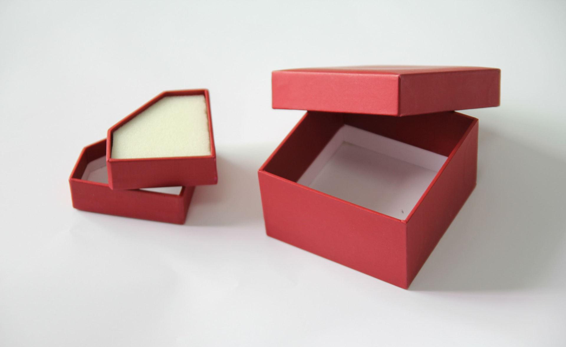 首飾盒定做-廣州駿業(yè)包裝實業(yè)有限公司 首飾盒定做