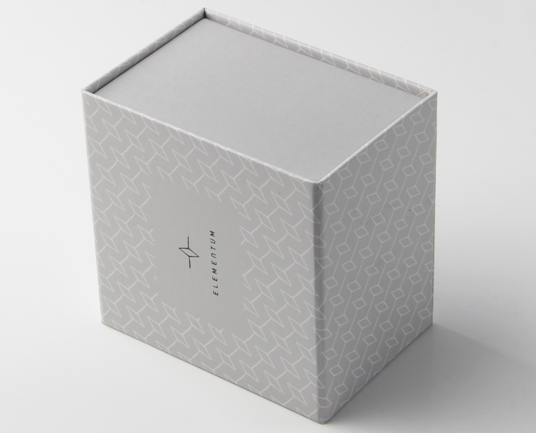 那么多香水盒廠(chǎng)你選駿業(yè)包裝就是明智的