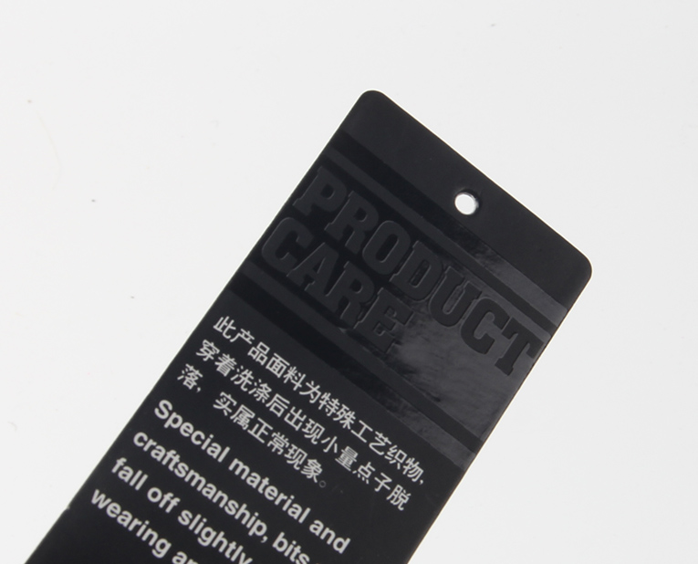 鞋子吊牌也能借助"逃跑"機器人熱度？