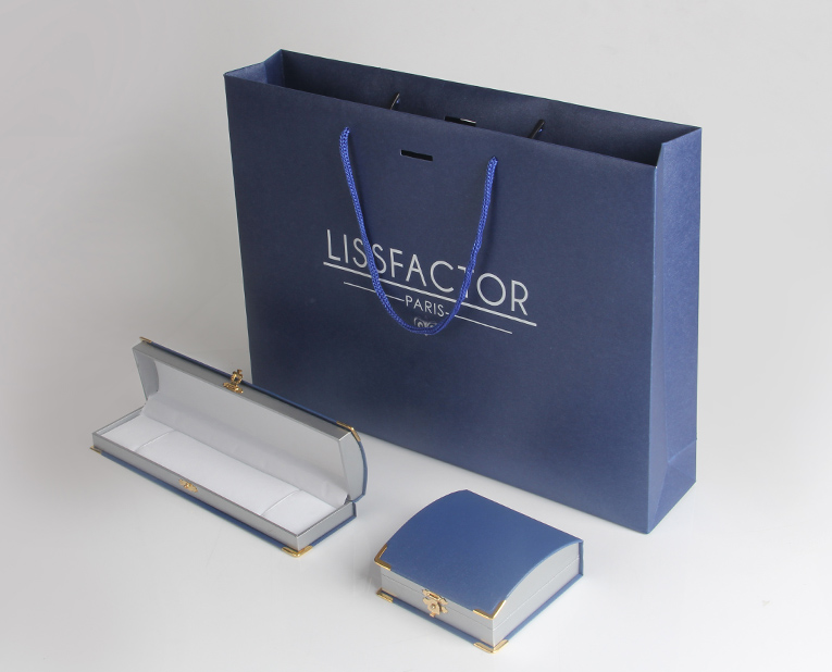 廣東禮品袋定做的覆膜工藝迎來(lái)綠色！