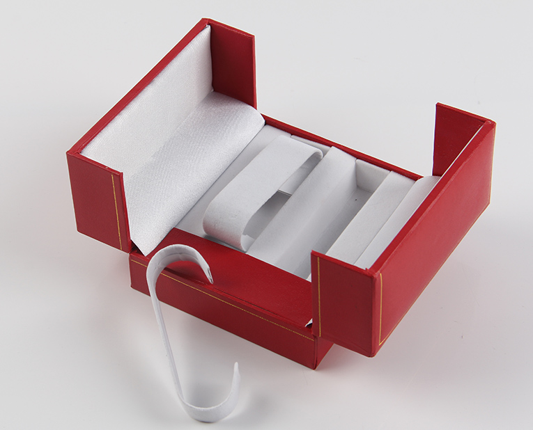 你的盒子油墨脫粉？看看手表包裝盒生產(chǎn)廠家是怎么解決的吧