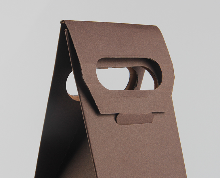 紅酒包裝盒生產(chǎn)廠家的膠輥是怎么避免擠壓性損耗的？