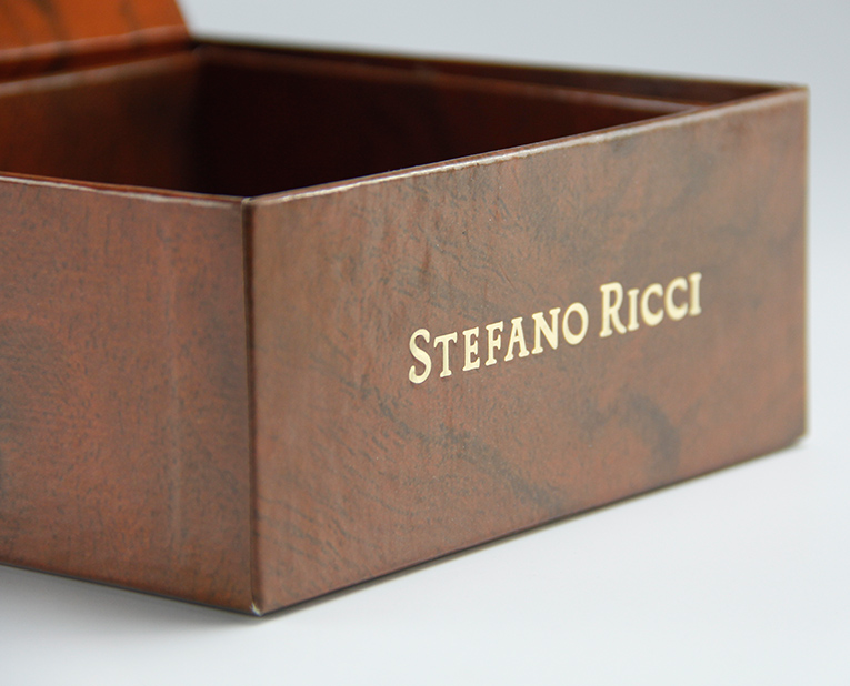 擔(dān)心定制的手環(huán)盒不能如期，被色帶不齊拖累？廠家需要這樣做！