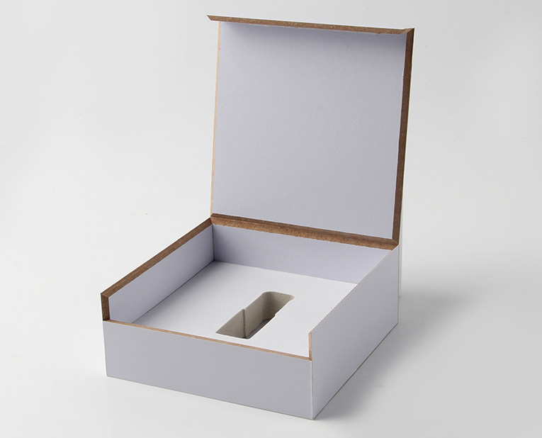 不想禮盒露白，叮囑手環(huán)禮盒定做方這樣做！