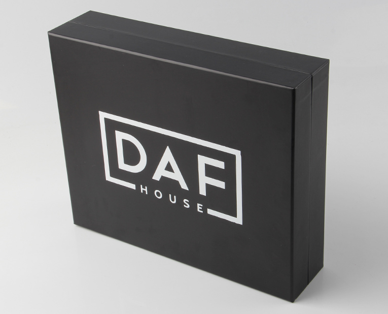 襯衫盒廠效率低下，是不懂得聆聽(tīng)設(shè)備的異響