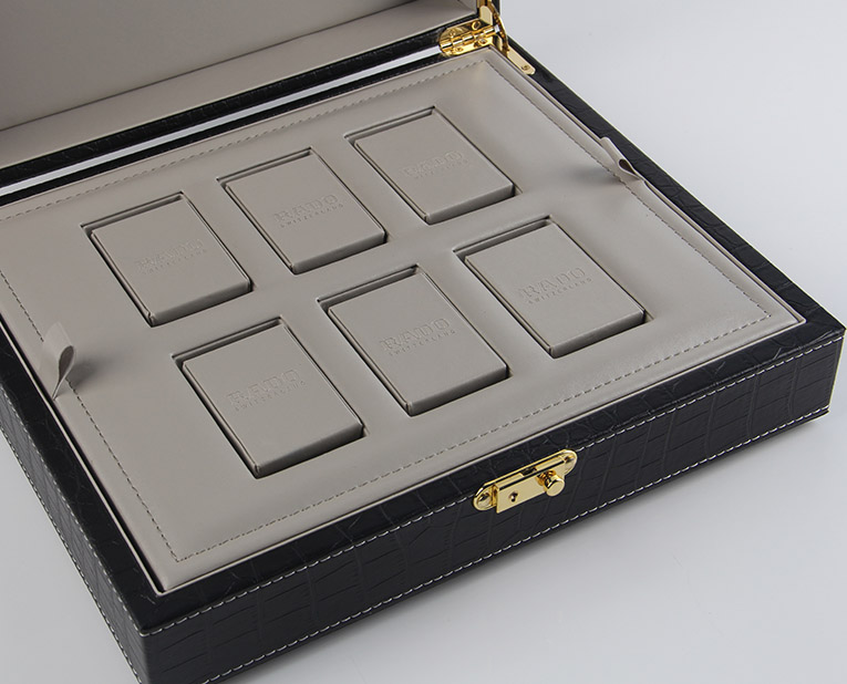 急死保健品盒子廠的老師傅，紙張?jiān)牧蠈?dǎo)致色差問(wèn)題。