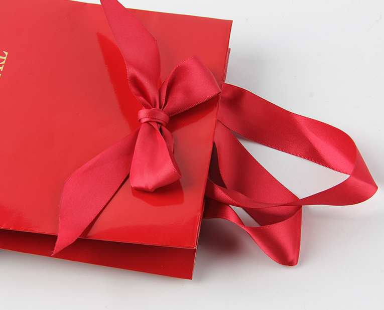 保健品紙袋在訂制的時(shí)候出現(xiàn)波浪線，這不是靈異現(xiàn)象，只是...