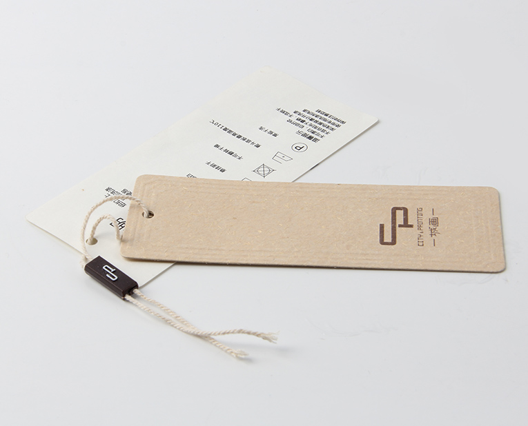 做襯衫吊牌的老師傅在定做的時(shí)候如何克服外部環(huán)境的變化 做襯衫吊牌的老師傅在定做的時(shí)候如何克服外部環(huán)境的變化