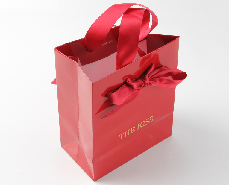 高檔禮品袋廠統(tǒng)計01年以來，絲印技術的起伏市場