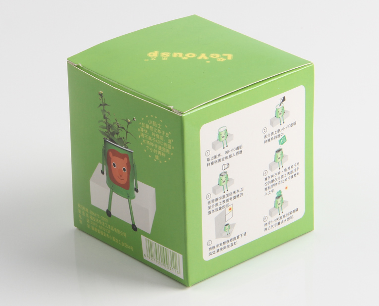 3位年長茶葉商與盒子廠不得不說的校色羈絆 3位年長茶葉商與盒子廠不得不說的校色羈絆