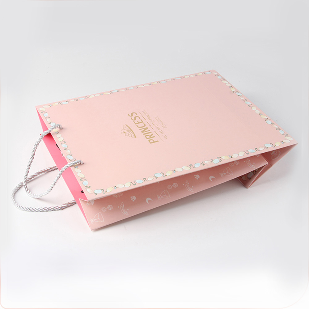 內衣紙袋生產(chǎn)廠家為昨天的片面新聞，鄭重道歉