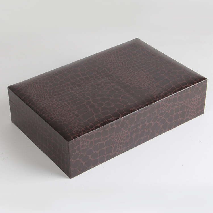 實(shí)地考察你以為是看啥？想不被坑，得看手表精裝盒生產(chǎn)廠家門道