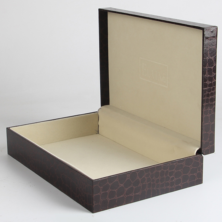 實(shí)地考察你以為是看啥？想不被坑，得看手表精裝盒生產(chǎn)廠家門道