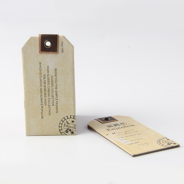 超越的自我，牛仔褲到了改變吊牌訂制材料的岔路