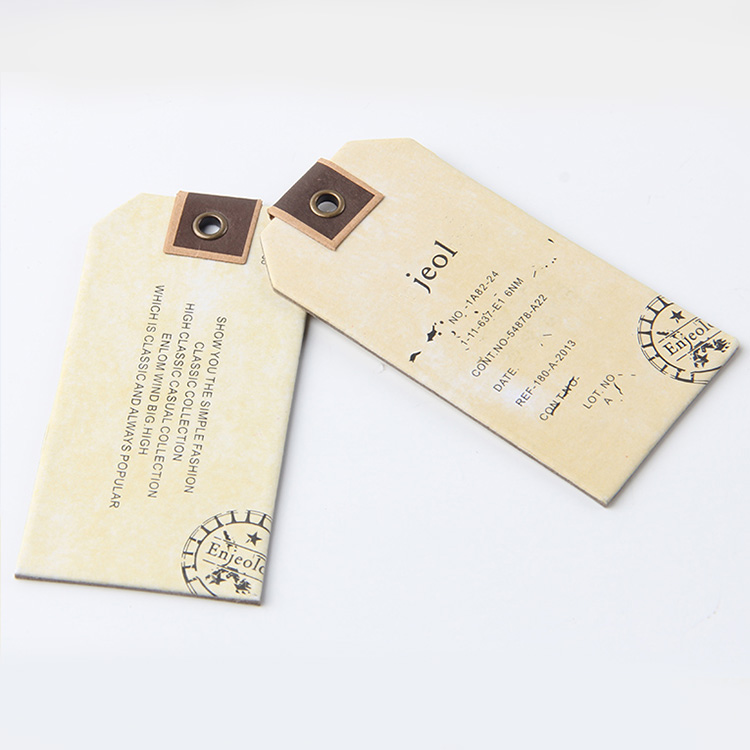 超越的自我，牛仔褲到了改變吊牌訂制材料的岔路