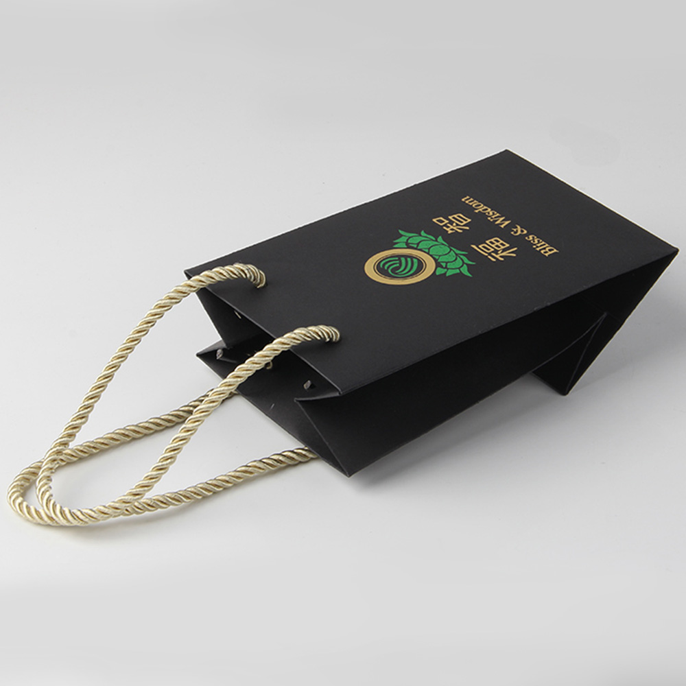 針對(duì)這5類消費(fèi)者的珠寶紙袋應(yīng)該如何分析設(shè)計(jì) 針對(duì)這5類消費(fèi)者的珠寶紙袋應(yīng)該如何分析設(shè)計(jì)