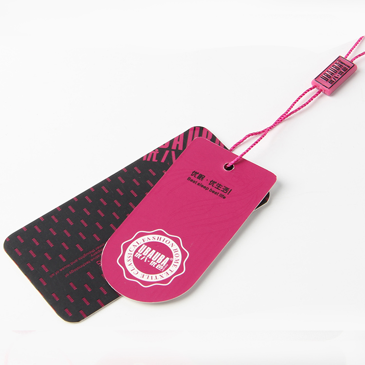 珠寶首飾如果要選擇吊牌定做材料，可以嘗鮮pvc材料哦