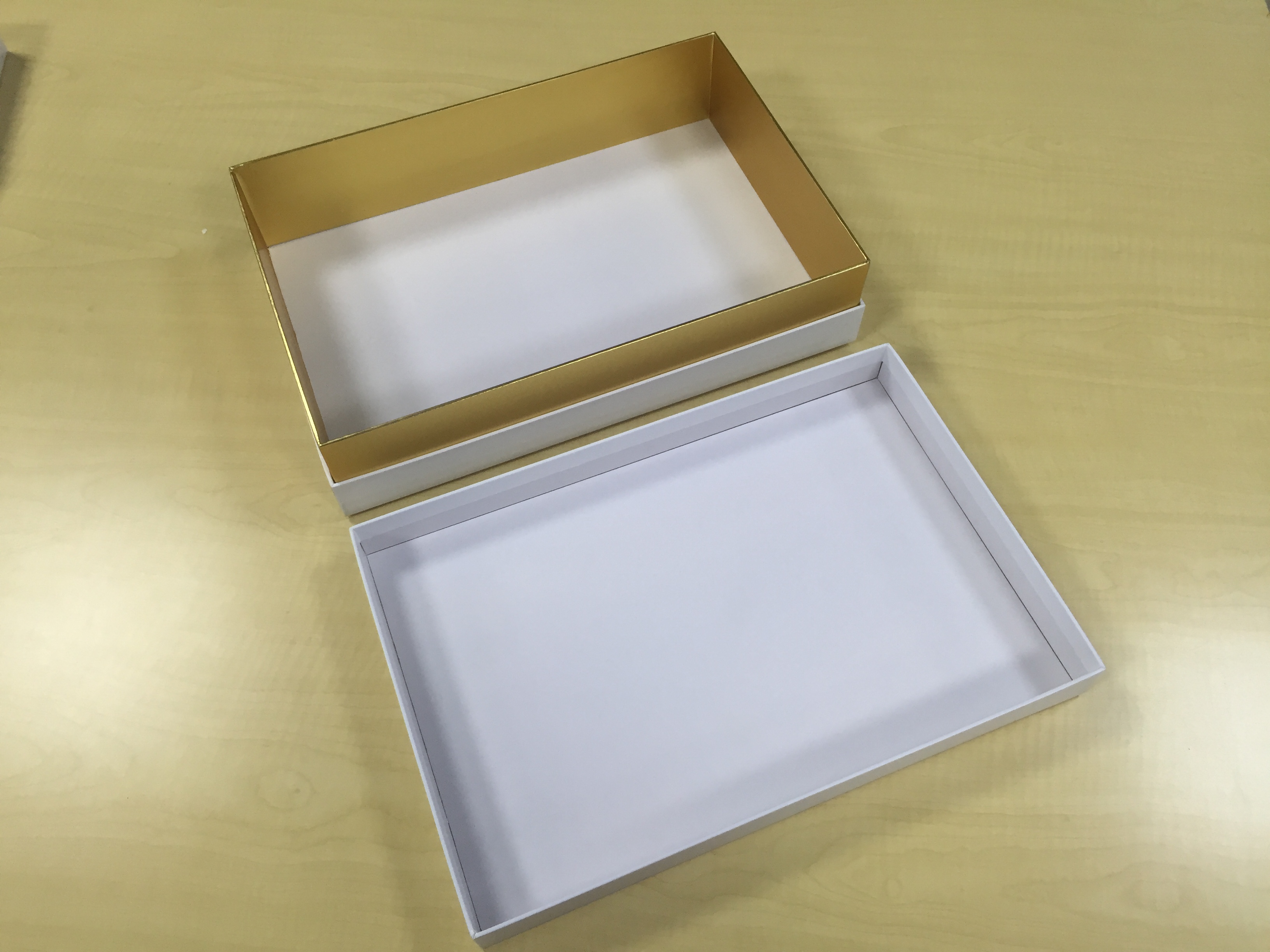 還有1個(gè)月就中秋了，找月餅禮品盒工廠按照這3點(diǎn)可能還來(lái)得及