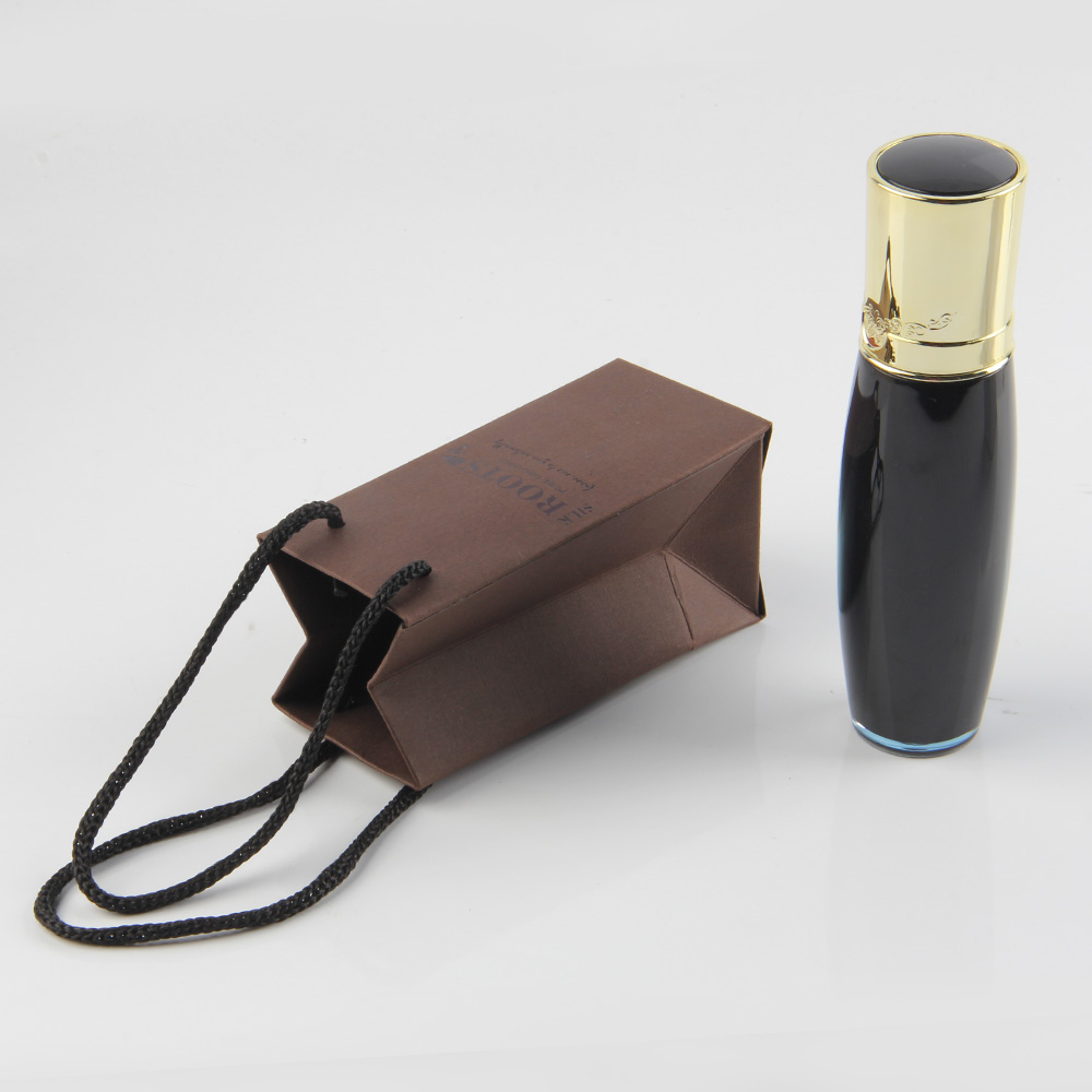 充電器的產品這么小紙袋是不是也該做這么小呢？