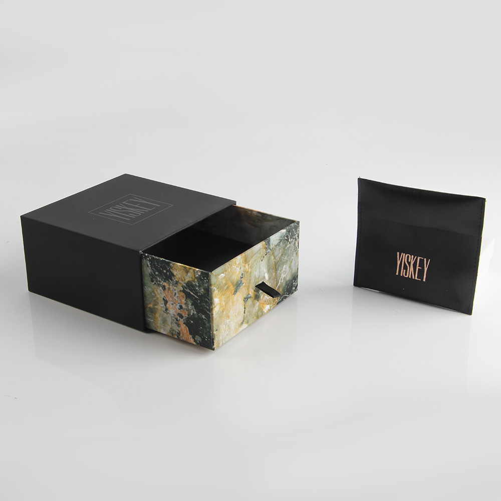 難得去到相機(jī)包裝盒廠家，記住看這3個(gè)細(xì)節(jié)