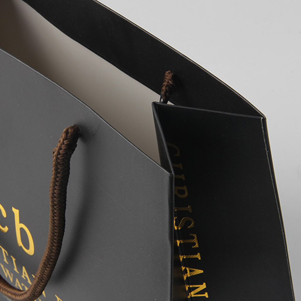 這個大膽的首飾禮品袋訂制想法，就等著這2個困難被解決了！