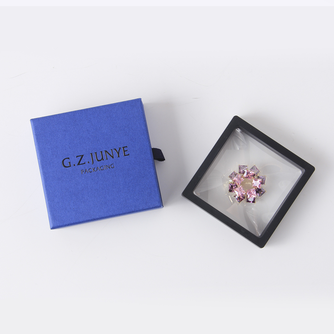 珠寶包裝盒內(nèi)托的價值與作用 珠寶包裝盒內(nèi)托的價值與作用